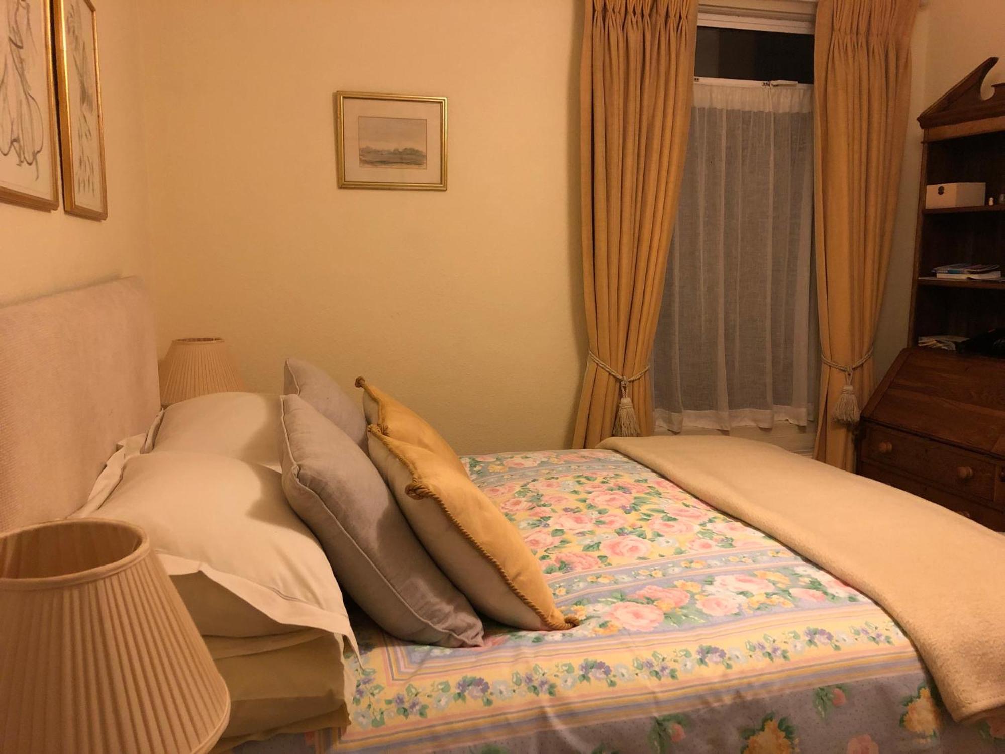 Helena Host Family Bed and Breakfast London Exteriör bild